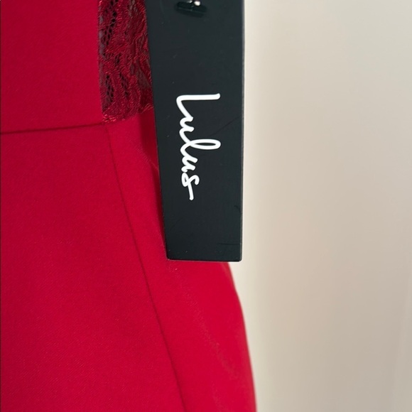 New NWT Lulus Red Spaghetti Strap Dress Lace Back Sz M - Picture 3 of 6
